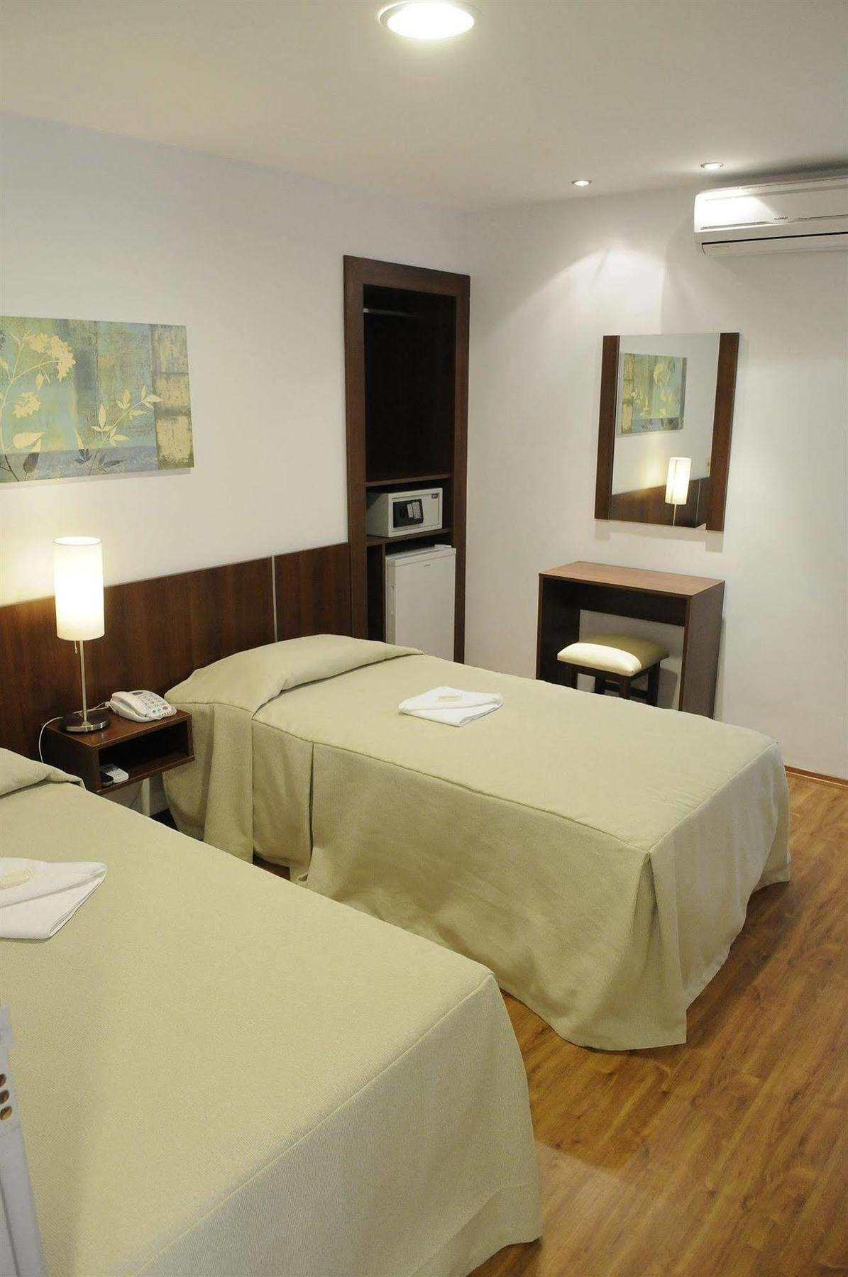 Hotel California Montevideo Luaran gambar